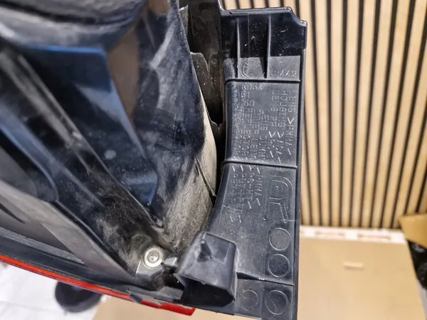 Luz Trasera Derecha Mazda CX5 image 4