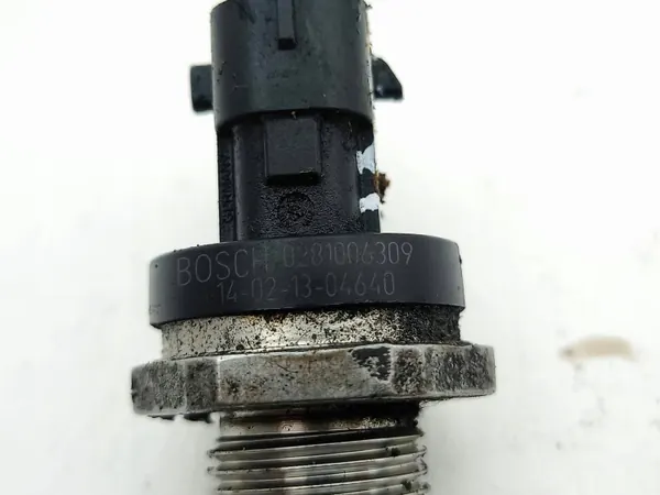 Sensor Pressão Combustível Maserati Ghibli 2014 0281006309 image 7