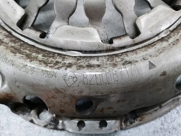 Kokonaiskytkin Dacia Duster 1.6 16V 8201067155 image 8