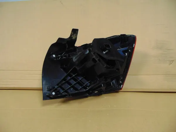 VW POLO VI 6 2G0 LIFT LÁMPARA LED TRASERA IZQUIERDA image 2