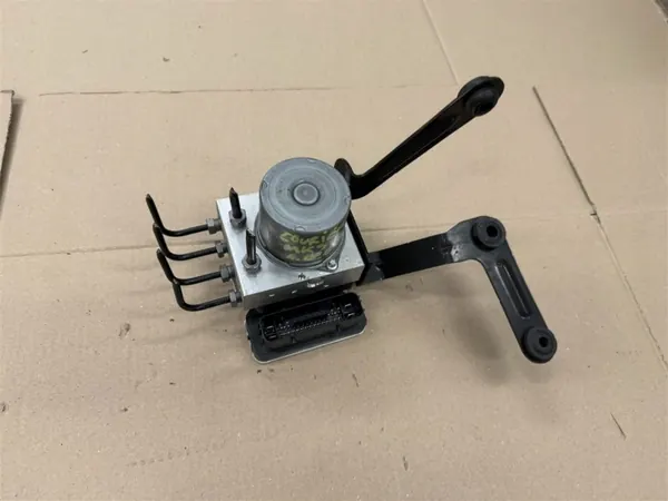 Bomba ABS R2X6-2B373-AC para Ford Courier MK3 image 2