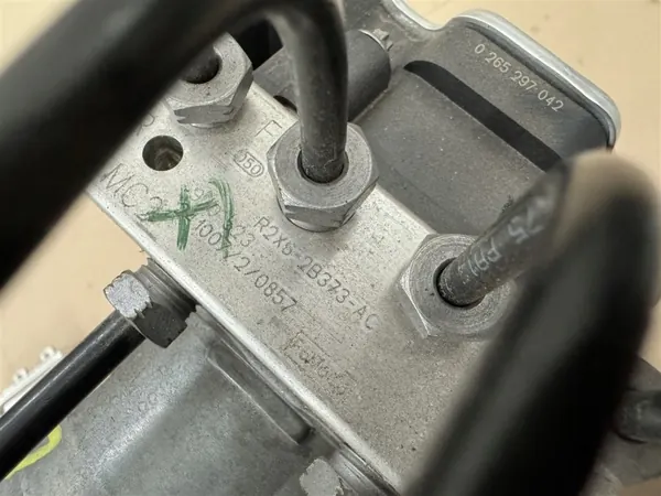 Bomba ABS R2X6-2B373-AC para Ford Courier MK3 image 7