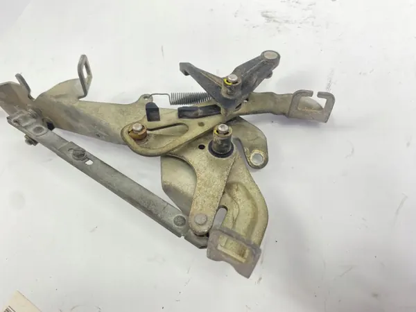 Mécanisme de câble d'accélérateur OEM 1040702321 Mercedes W124 image 6