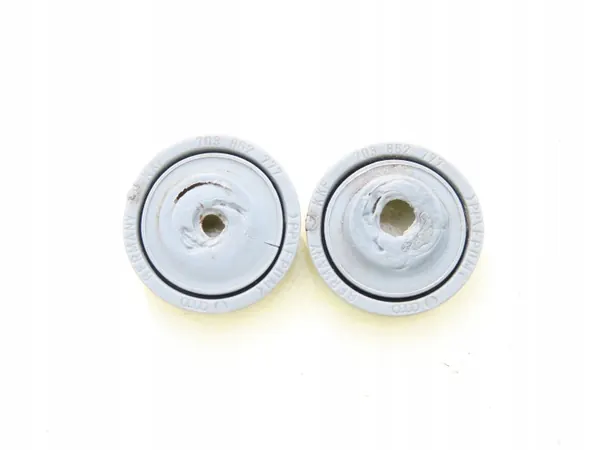 Verhojen kiinnitysruuvit OEM 7038627771 VW T4 harmaa image 4