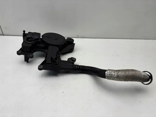 Skoda OE Ölabscheider OEM 06H103226A - Gebraucht image 2