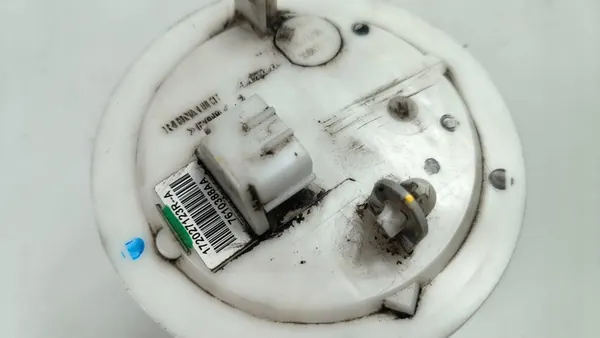 Bomba de combustível Dacia Lodgy Dokker 1.5 DCI 12-17 OEM 172027123R image 2