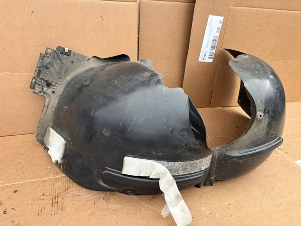 VW ID4 Front Right Wheel Arch 11A809958D image 2