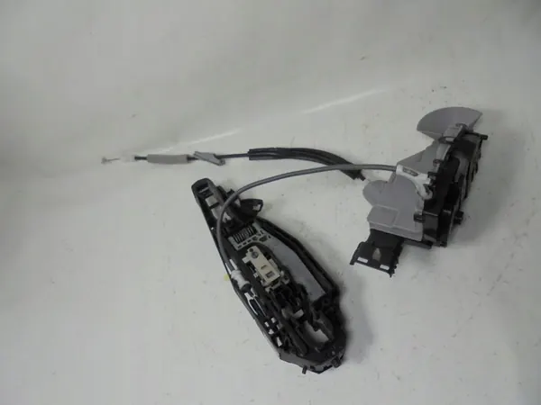 Verrou de porte avant gauche Peugeot 3008 II 19r image 1