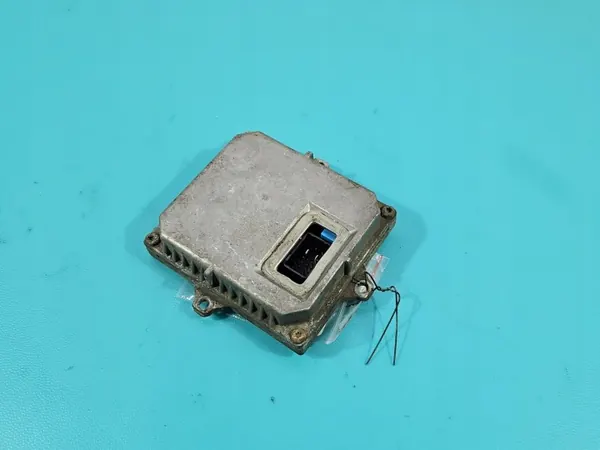Xenon-virtalähde OEM 1307329090 VW Touran I:lle image 2