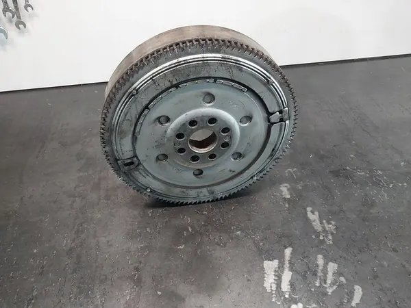 Volante bimassa BMW 3 E46 320d 136CV image 9