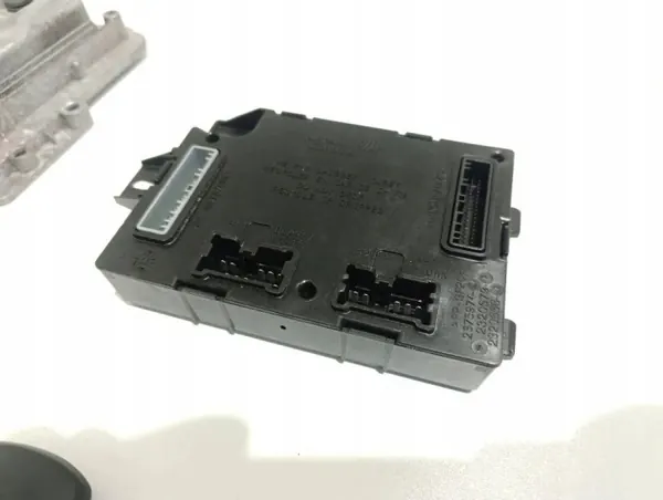 Sytytysjoukko OEM 0281033357 Opel Vivaro 1.6L Diesel image 2