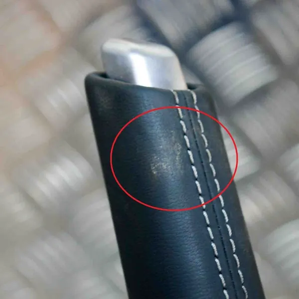 Poignée de Frein à Main Audi A1 Sportback 1.0L image 3