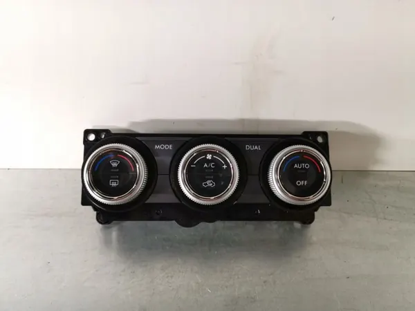 Panneau climatisation Subaru OE 72311SG621 - Occasion image 2