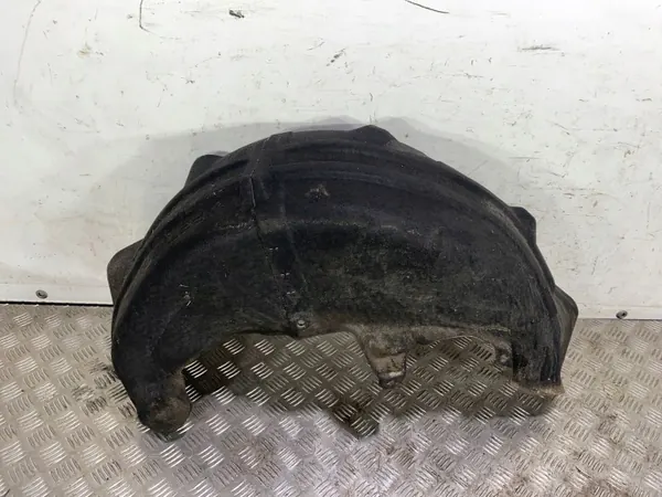 Arco de roda traseiro Subaru OE OEM FBZ18077 - Usado image 3