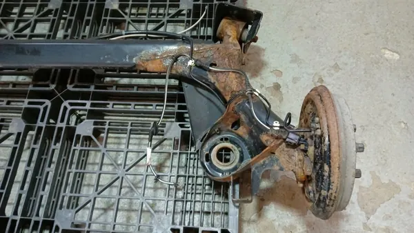 Cadre de Suspension Arrière Skoda Rapid NH1 6R7500051 image 4