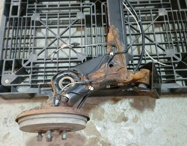 Cadre de Suspension Arrière Skoda Rapid NH1 6R7500051 image 7