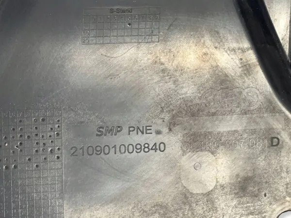 OEM 4N0807081D Front Haubenschlossabdeckung Audi A8 S8 D5 image 4
