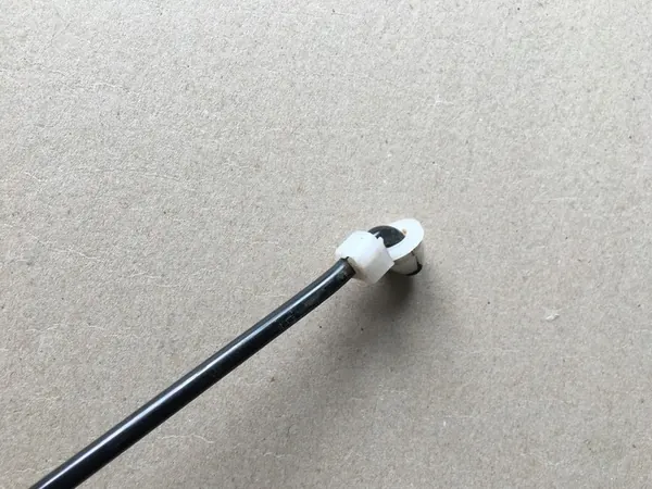 SUZUKI VITARA III 15- Hood Support OEM image 3