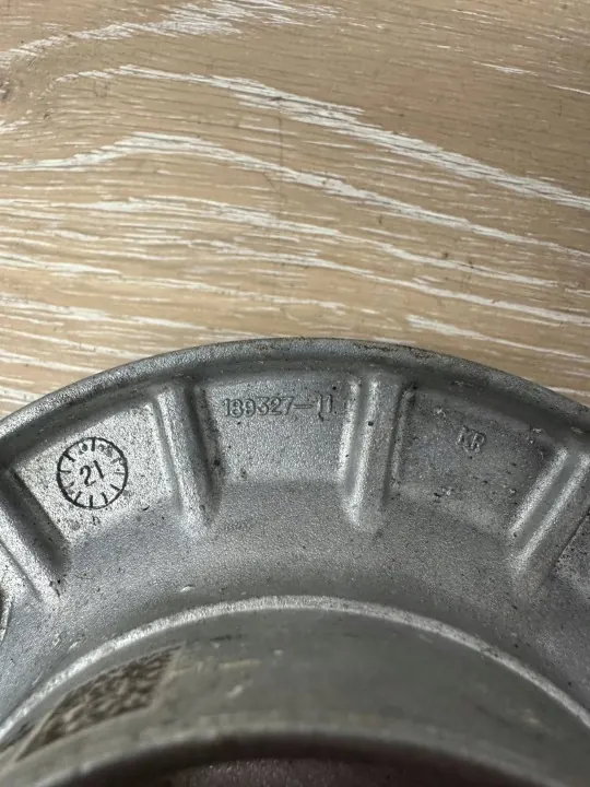 Taka jousituksen istuin OEM 18932711 BMW 5 G30 G31 image 3
