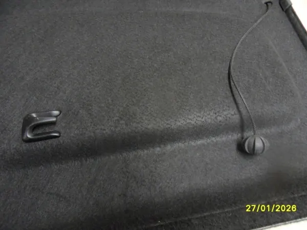VW Golf V Plus Heckkofferraumablage OEM PÓŁKA TYLNA image 7