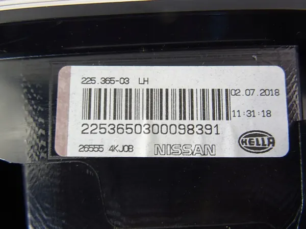 Nissan Navara NP300 Lámpara Trasera 265554KJ0B OEM image 10
