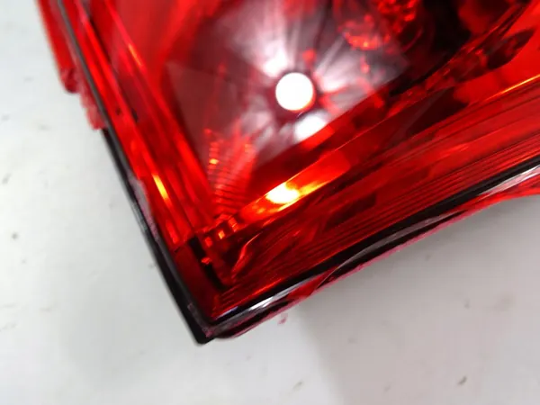 Nissan Navara NP300 Lámpara Trasera 265554KJ0B OEM image 4