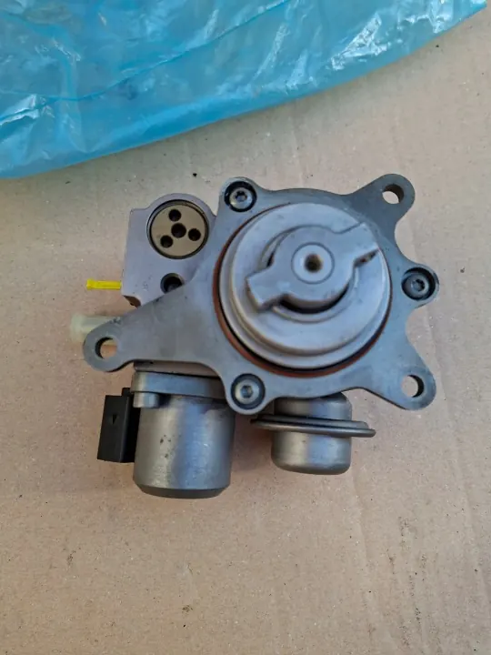 OEM högtrycksbränslepump 1.6 THP Peugeot, Citroen image 3