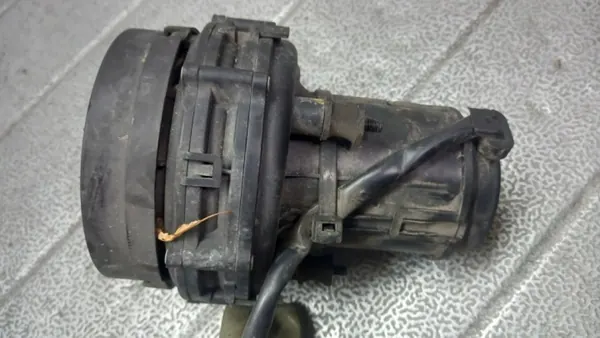Pompe à air OEM 01 pour Opel Vectra B 1.6 Berline image 2