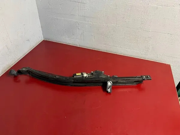 Mécanisme de porte coulissante Chrysler Town & Country 2013 68060499AFA image 1