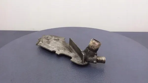 Carcasa termostato OEM 078121121J para Audi A6 C5 2.4B image 2