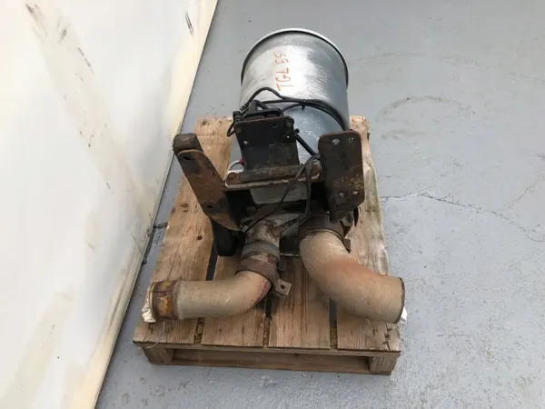 MAN TGL Euro 4 Katalysaattori OEM 81151010420 image 3