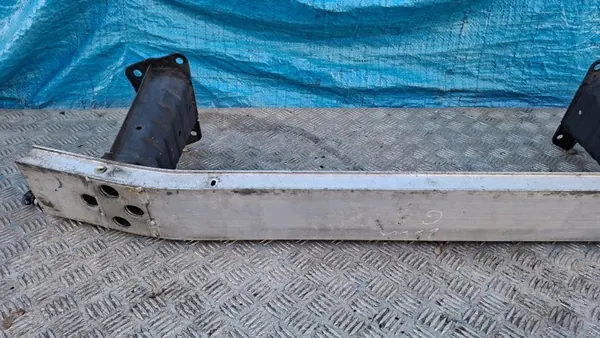 Voorbumper absorber OEM A52611-30350 Lexus GS image 4