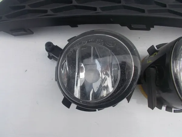 Griglia paraurti anteriore Halogena Seat Ibiza IV 6J 6J0853665A image 3