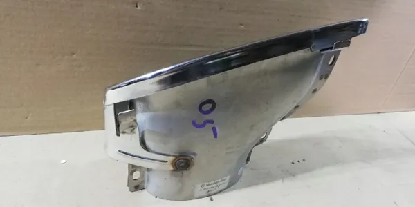 Mercedes C-Klasse 205 AMG Rechter Auspuffendtopf OEM 2054901027 image 3