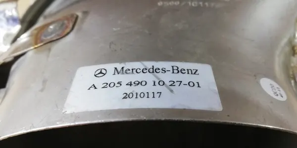 Mercedes C-Klasse 205 AMG Rechter Auspuffendtopf OEM 2054901027 image 4
