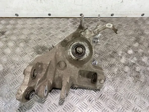 Jaguar F-Pace taka pyörän navan OEM FBZ19215 image 8