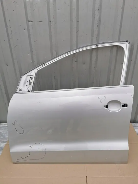 VW POLO V 6R 6C 09-17 Främre Vänster Dörr 6R4831311 image 2