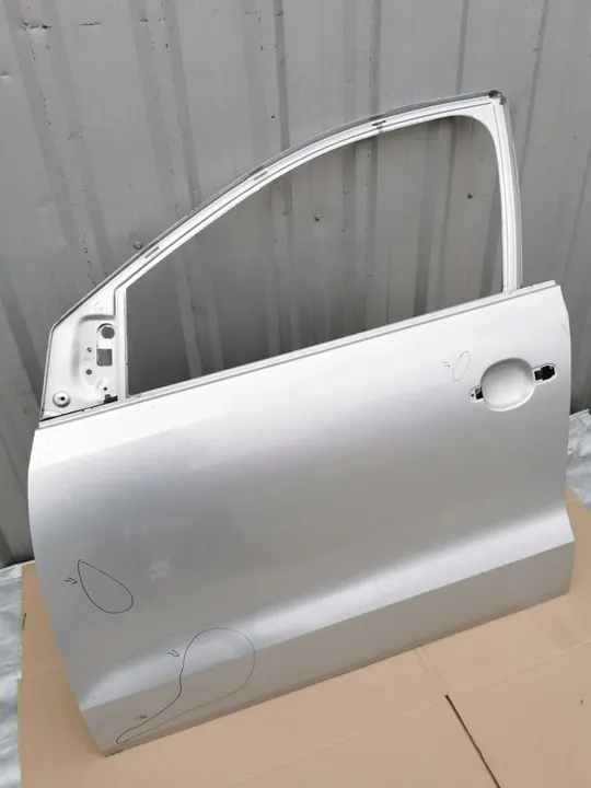 VW POLO V 6R 6C 09-17 Främre Vänster Dörr 6R4831311 image 3