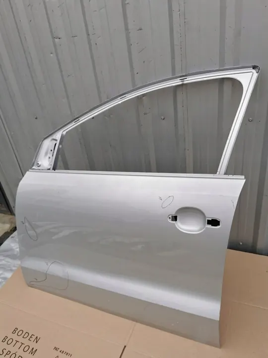 VW POLO V 6R 6C 09-17 Främre Vänster Dörr 6R4831311 image 4