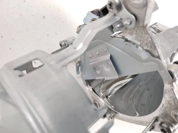 BMW X5 F15 Koplamponderdeel OEM RZV74122 - Gebruikt image 3