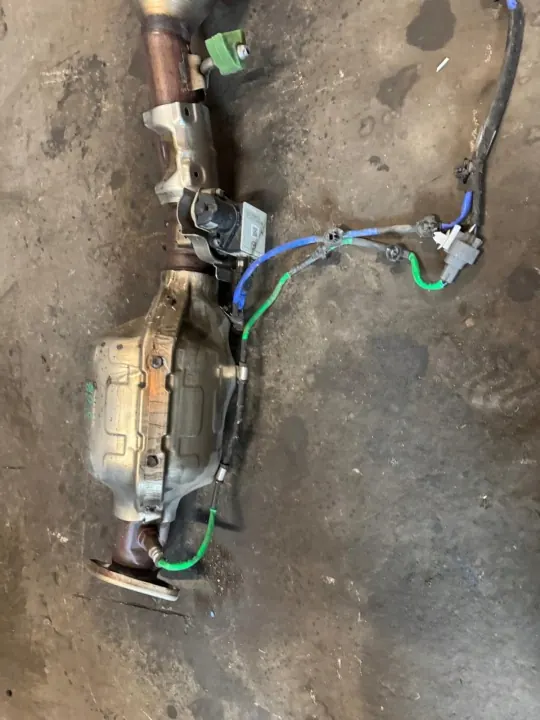 Midden Demper Mazda CX30 OEM 2.0 SkyActive 2019-2025 image 6