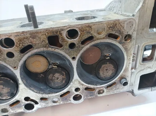 Culasse OEM 1743987 1.9 8V pour BMW Série 3 E46 image 9