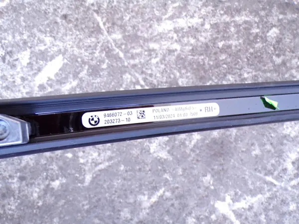 Barras de techo BMW OEM 9466071/72 para iX/iX1 image 9