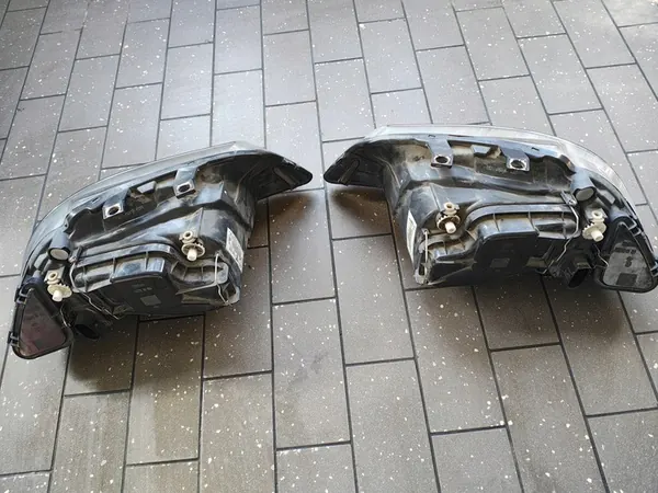 Faros delanteros izquierdo derecho Seat Ibiza III image 6