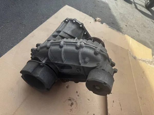 Audi Q7 4L 2012 Caja de transferencia 0BU341010N image 3