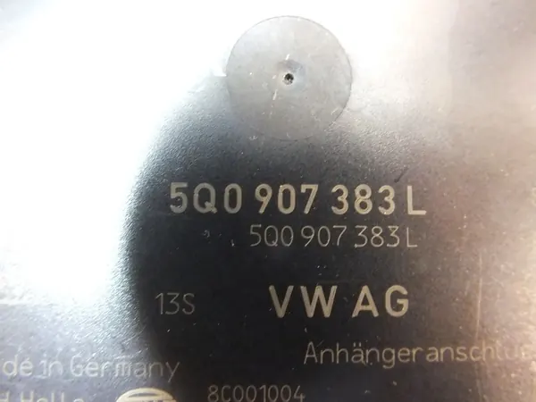 Módulo de reboque Skoda Octavia Mk3 2014 5Q0907383L image 3