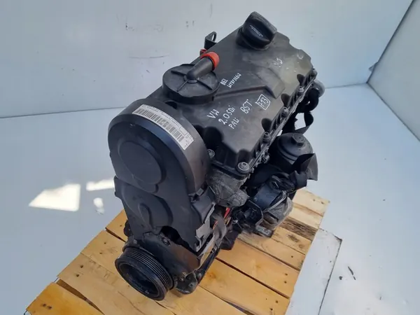 VW Caddy III 2.0 SDI Moottori BST Ilman Lisävarusteita image 10