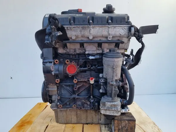 VW Caddy III 2.0 SDI Moottori BST Ilman Lisävarusteita image 5