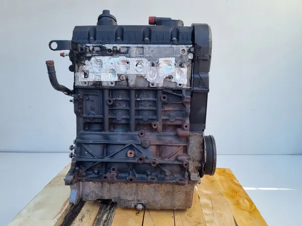 VW Caddy III 2.0 SDI Moottori BST Ilman Lisävarusteita image 6