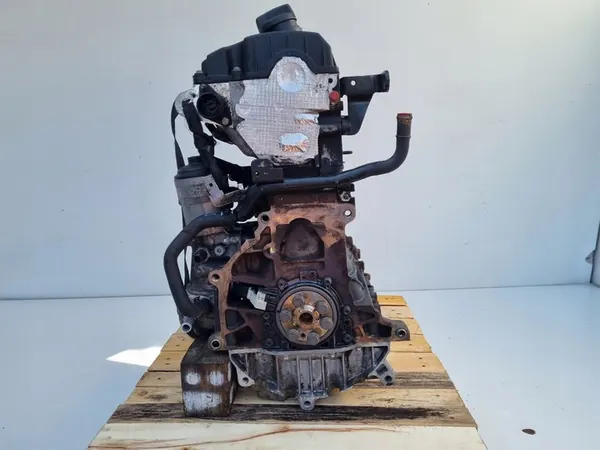 VW Caddy III 2.0 SDI Moottori BST Ilman Lisävarusteita image 8